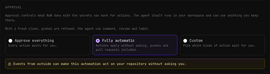 Tarjeta Approval con tres opciones, Fully automatic seleccionada, una nota de que con un clon nuevo los push se rechazan y un aviso de que los eventos de fuera pueden hacer que la automatización actúe sin preguntar