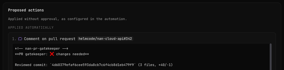 Proposed actions: aplicada sin aprobación, como está configurada la automatización, una acción Comment on pull request para la pull request 342 del repositorio, con el texto del comentario que empieza con el veredicto PR gatekeeper changes needed y el commit revisado